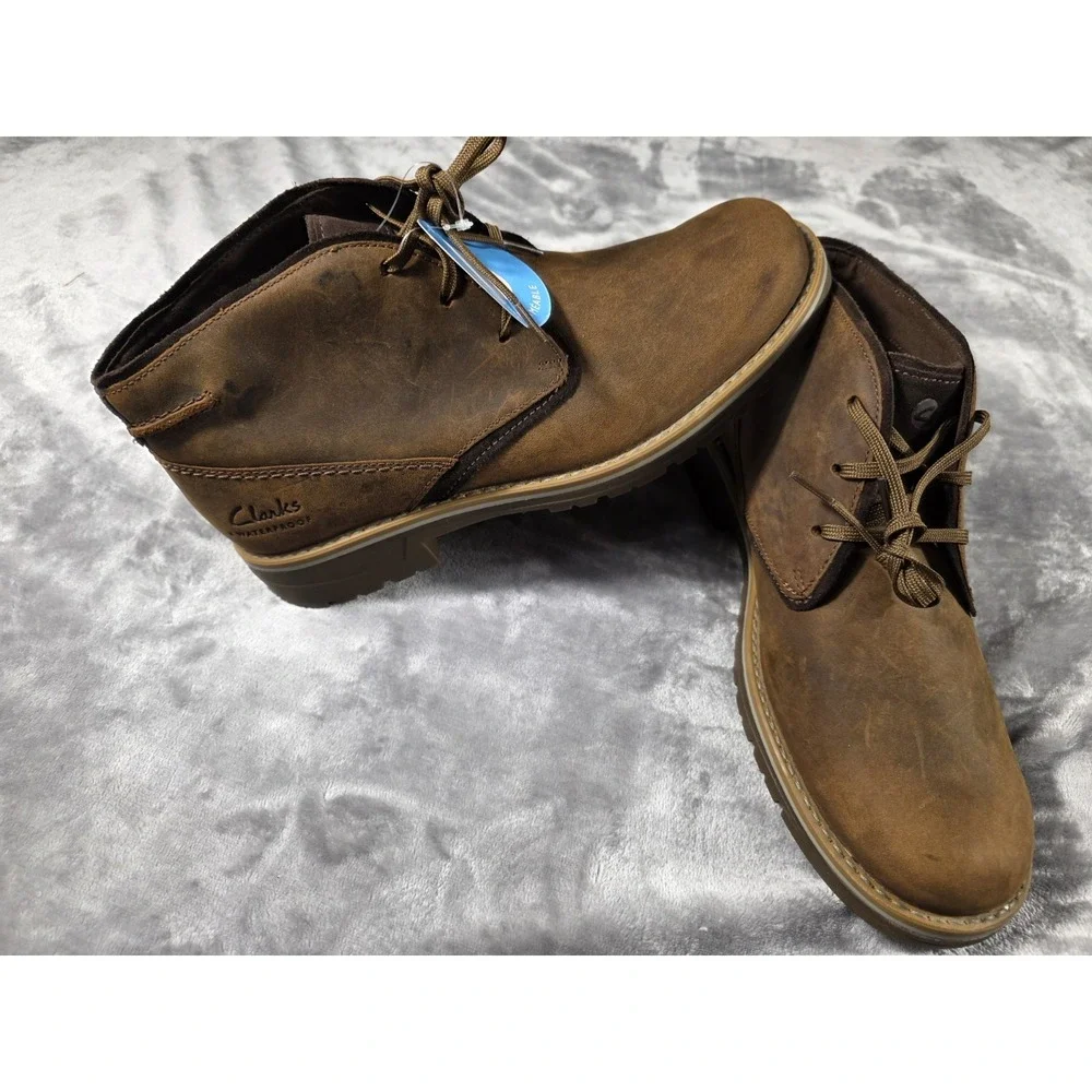 Clarks Men's Morris‎ Peak Waterproof Chukka Boot, Beeswax Leather Size 9 NWOB